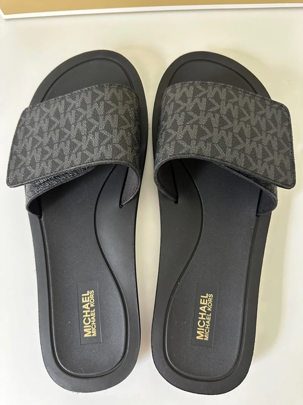 New Michael Kors Women Black Logo Slide Sandals - Picture 2 of 5